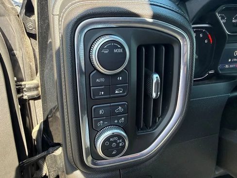 Used 2021 GMC Sierra 1500 Elevation w/ LPO, Elevation Black Package AWD/4WD image 19