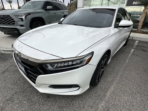 Used 2018 Honda Accord Sport image 3