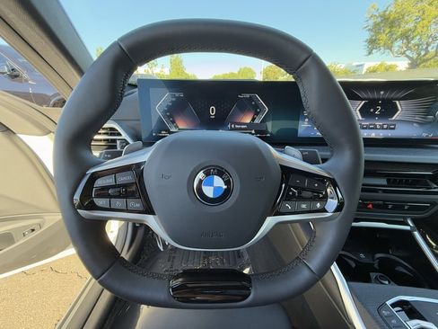 Used 2025 BMW 430i Coupe w/ Premium Package image 23