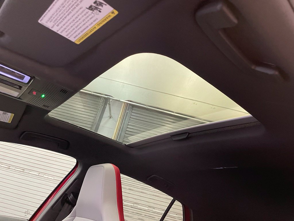 Used 2024 Volkswagen GTI SE FWD image 22