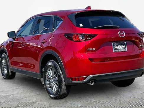 Used 2017 MAZDA CX-5 Touring w/ Preferred Equipment Package FWD image 6
