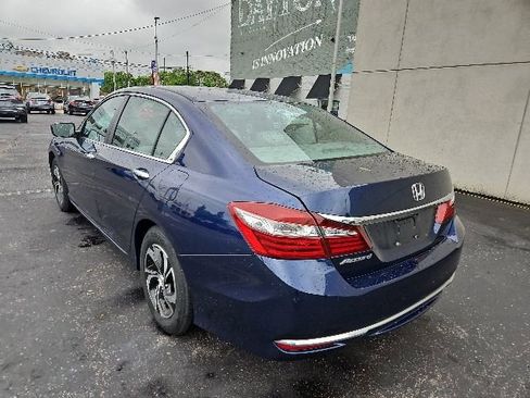 Used 2016 Honda Accord LX image 3