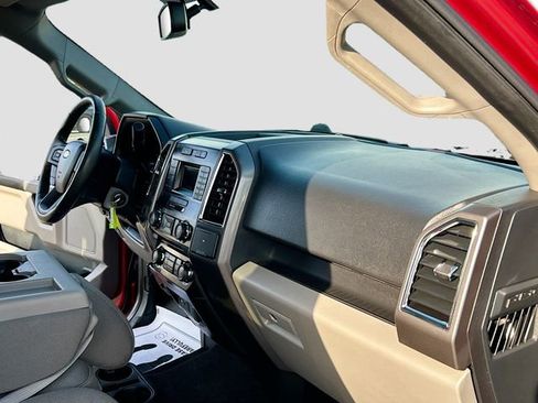 Used 2015 Ford F150 XLT w/ Equipment Group 301A Mid RWD image 22