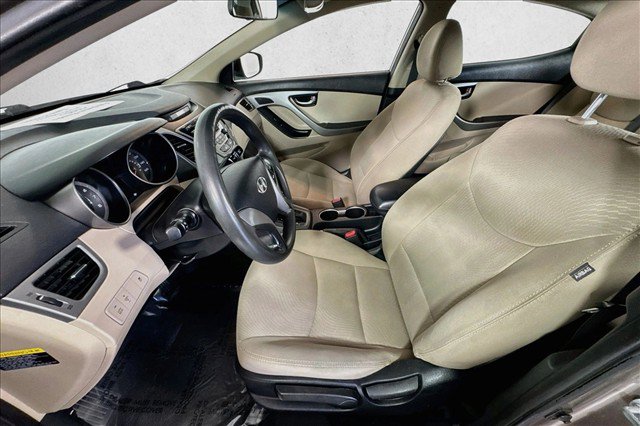 Used 2015 Hyundai Elantra SE FWD image 17