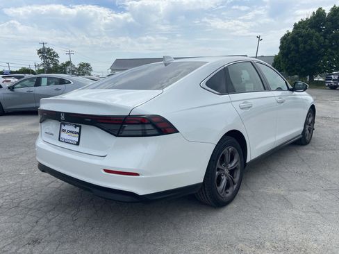 Used 2024 Honda Accord EX image 8