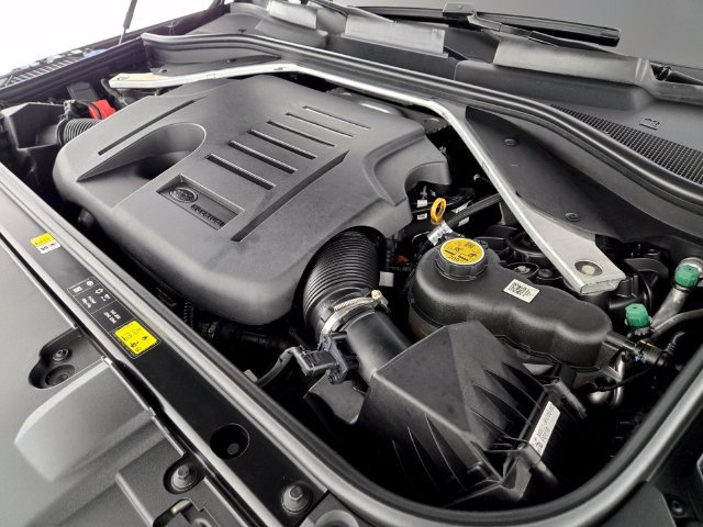 Used 2023 Land Rover Range Rover SE AWD/4WD image 19