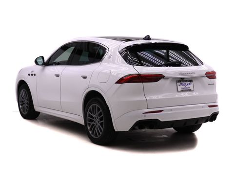 Used 2023 Maserati Grecale GT image 5
