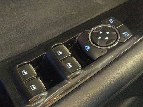 Used 2020 Ford Edge SEL image 27