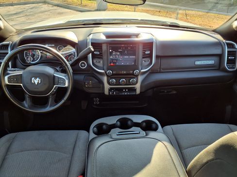 Used 2024 RAM 3500 Big Horn image 11