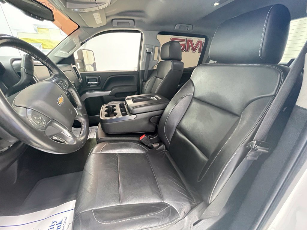 Used 2017 Chevrolet Silverado 2500 LT w/ LT Convenience Package AWD/4WD image 17
