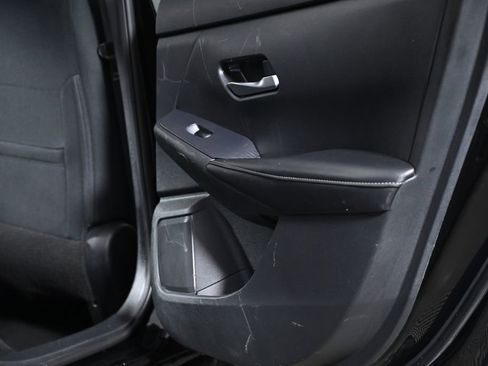 Certified 2023 Nissan Sentra SV image 30