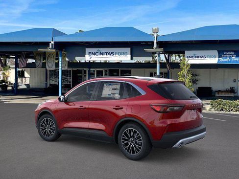 New 2025 Ford Escape PHEV image 4