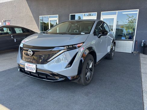 Certified 2024 Nissan Ariya AWD image 5