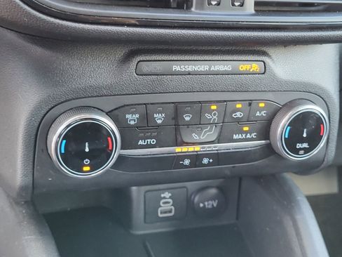 Certified 2025 Ford Escape ST-Line FWD image 23