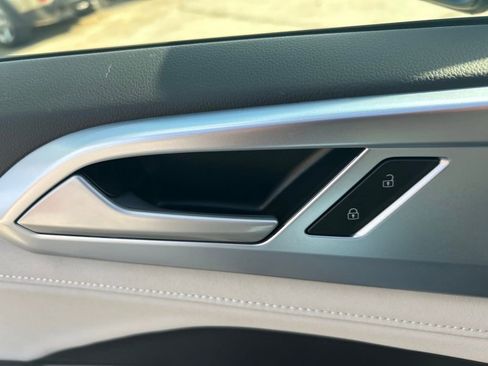 New 2026 Volkswagen Taos SE image 45