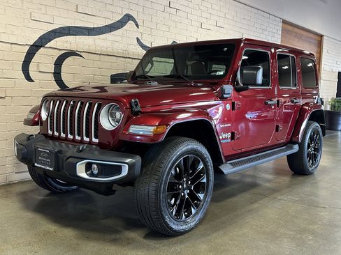 Used 2021 Jeep Wrangler Unlimited Sahara w/ Cold Weather Group image 8