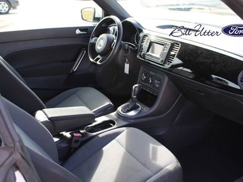 Used 2019 Volkswagen Beetle 2.0T S image 13