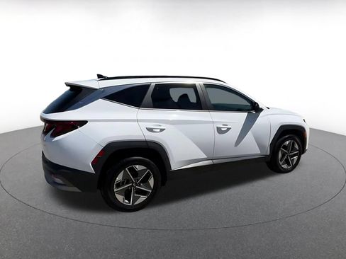 Used 2025 Hyundai Tucson SEL AWD/4WD image 13