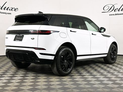 Used 2022 Land Rover Range Rover Evoque R-Dynamic S image 6