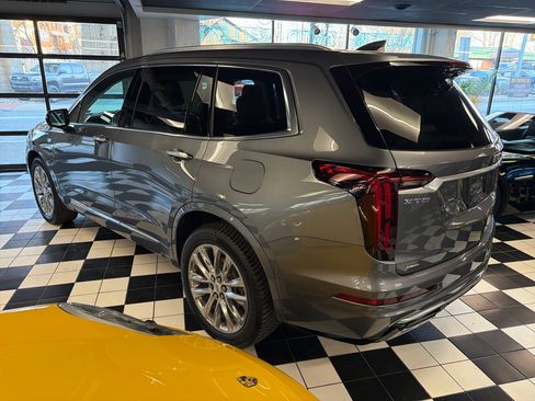 Used 2021 Cadillac XT6 Premium Luxury image 6