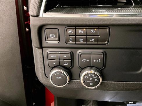 Used 2025 Chevrolet Tahoe RST w/ Comfort Package image 38