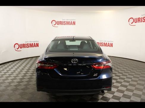 Used 2021 Toyota Camry LE AWD/4WD image 7