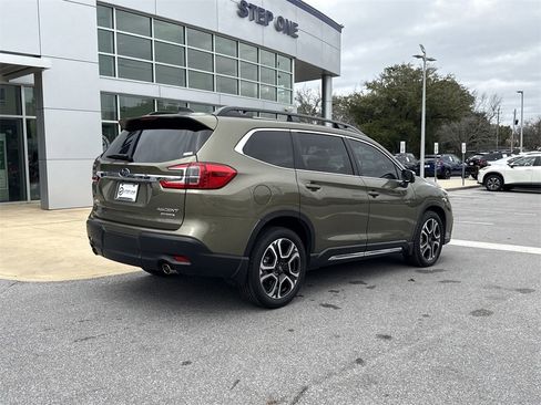 Certified 2023 Subaru Ascent Limited w/ Technology Package image 8