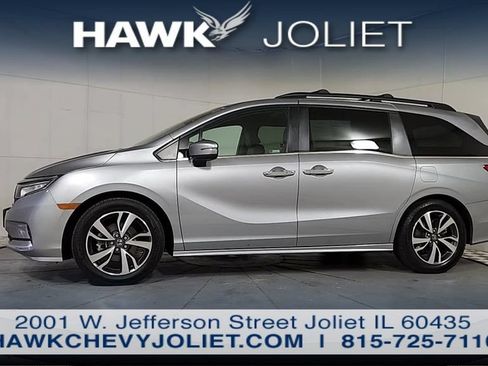 Used 2023 Honda Odyssey Touring image 4