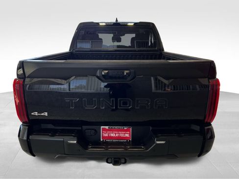 Used 2022 Toyota Tundra SR5 w/ SR5 Convenience Package image 6
