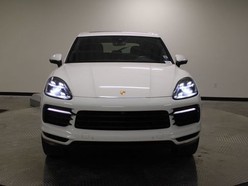 Certified 2020 Porsche Cayenne image 12