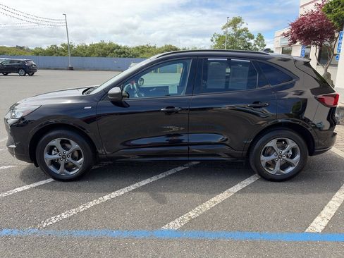 Used 2024 Ford Escape ST-Line AWD/4WD image 4