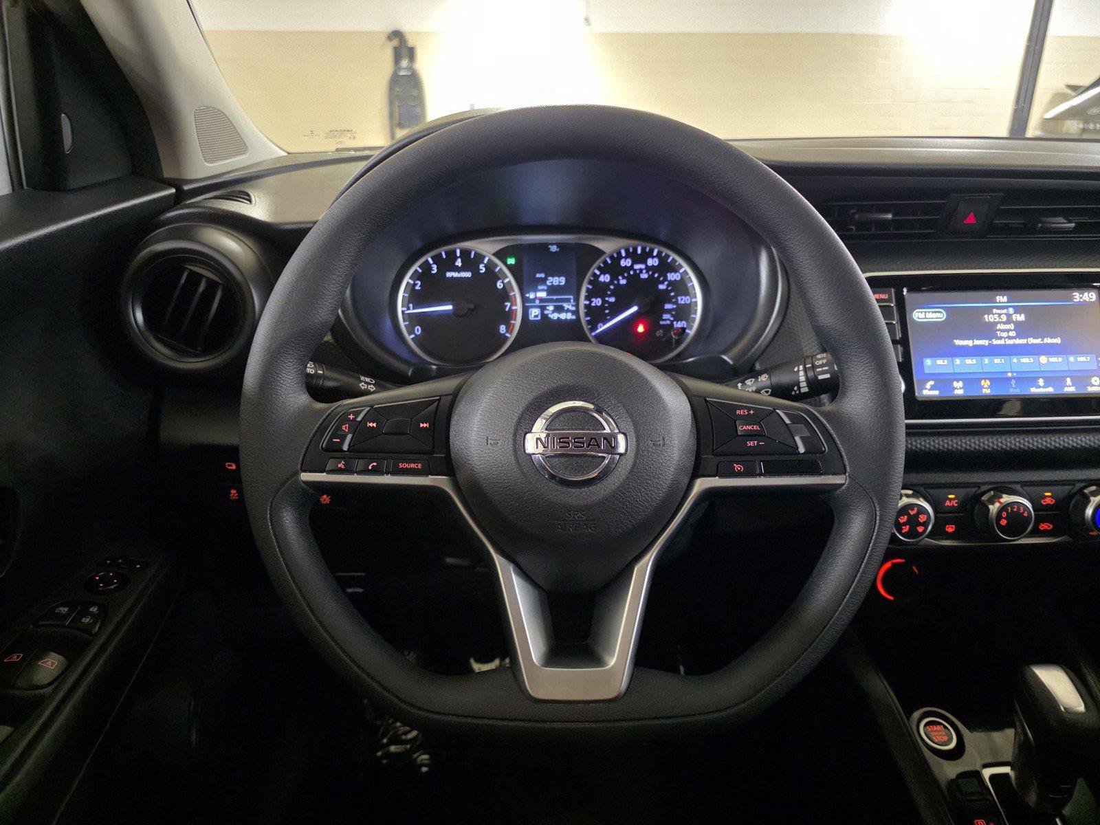 Used 2021 Nissan Kicks S FWD image 29