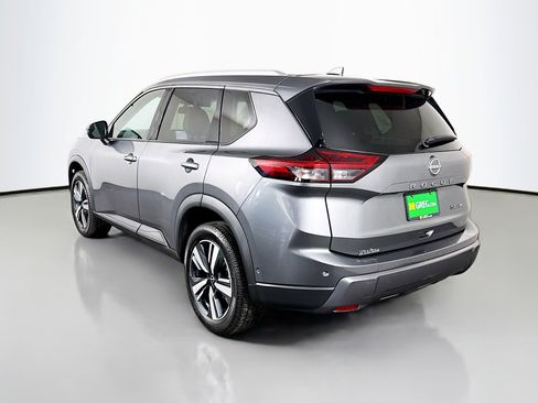 Used 2024 Nissan Rogue SL image 7