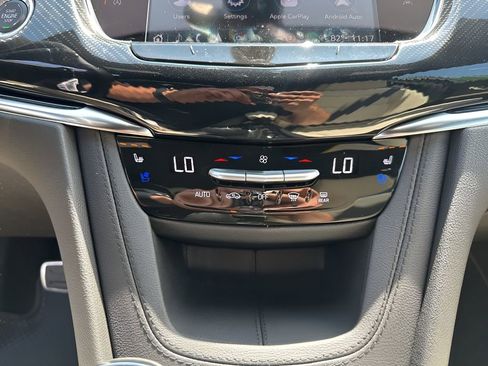 New 2025 Cadillac XT6 Sport w/ Technology Package image 32