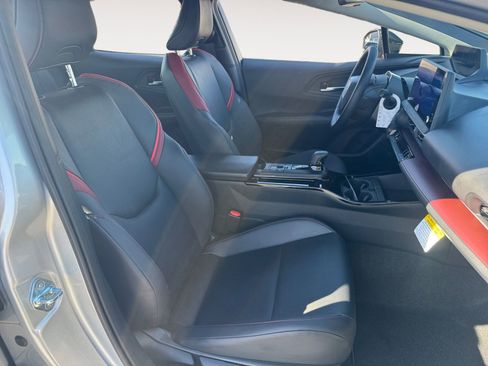 New 2026 Toyota Prius Plug-In Hybrid image 15