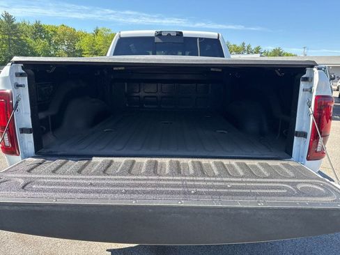 New 2026 RAM 2500 Laramie AWD/4WD image 25