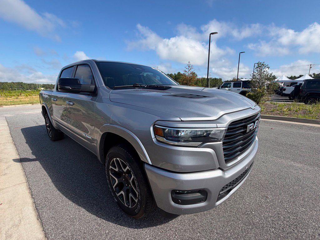 Used 2025 RAM 1500 Laramie w/ Sport Appearance Package AWD/4WD image 19