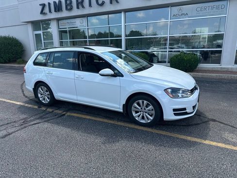 Used 2017 Volkswagen Golf S AWD/4WD image 1