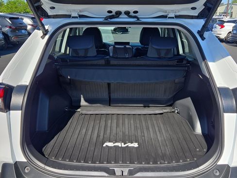 Used 2025 Toyota RAV4 XLE w/ Convenience Package AWD/4WD image 15