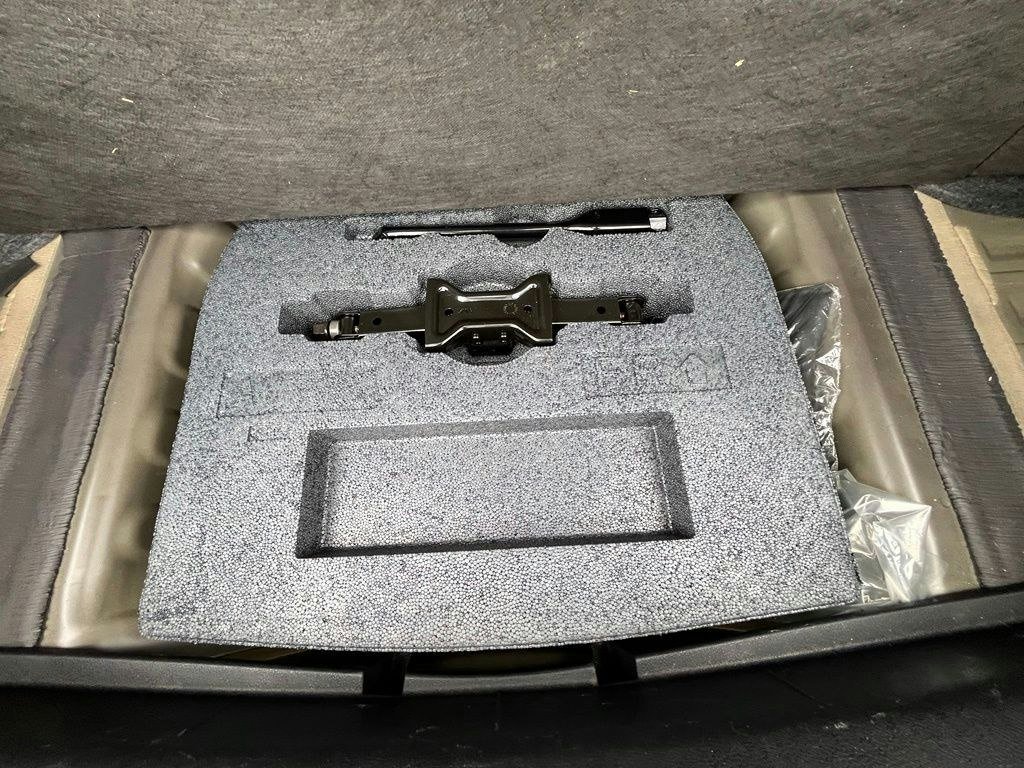 Used 2025 Nissan Altima 2.5 SV FWD image 28