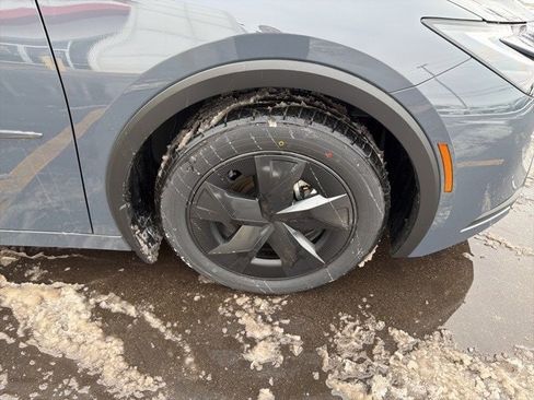 New 2026 Toyota Prius LE image 17