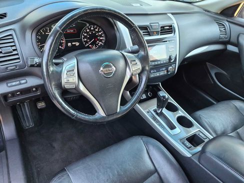Used 2013 Nissan Altima 2.5 SL FWD image 2