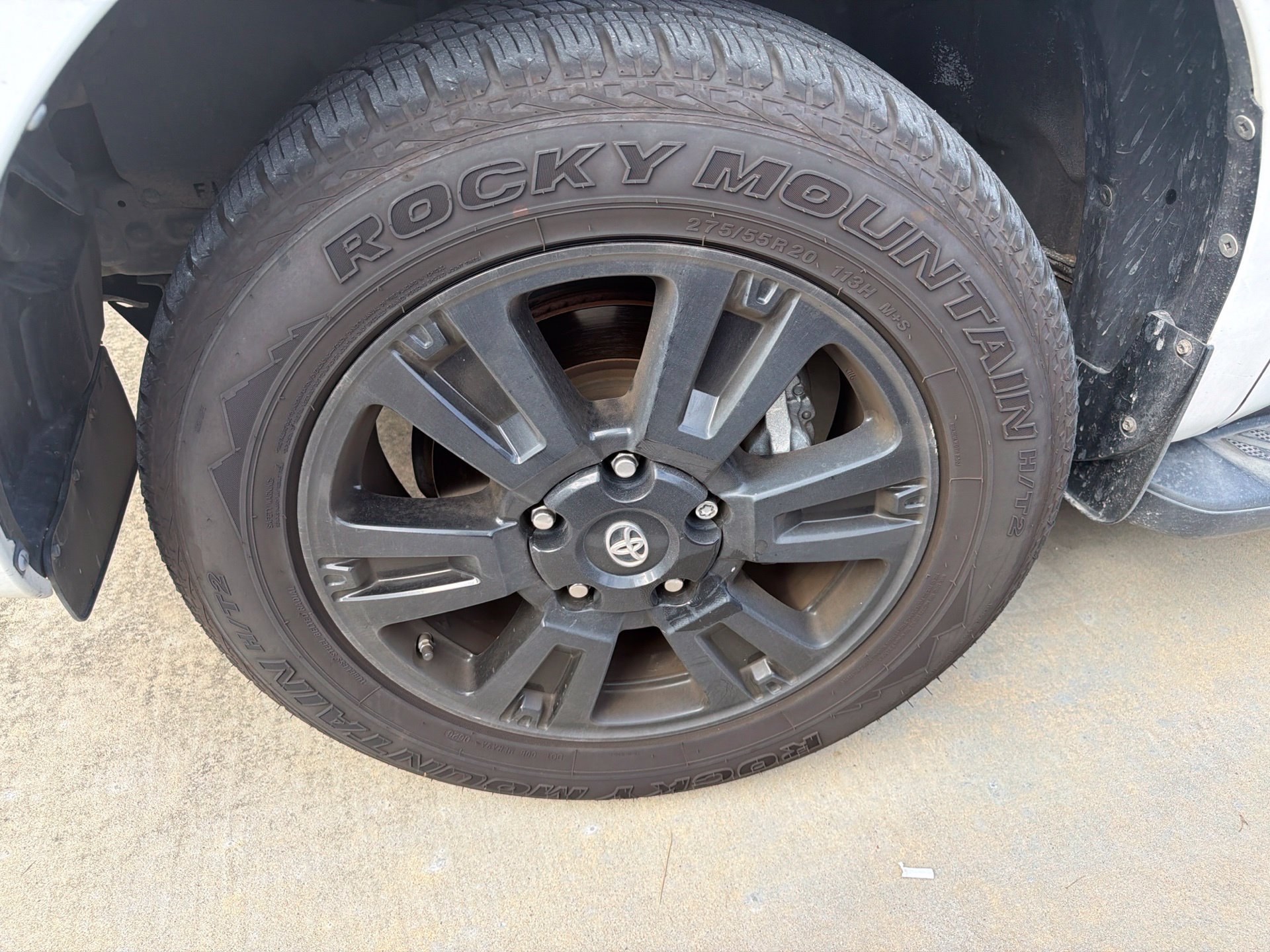 Used 2019 Toyota Sequoia TRD Sport w/ TRD Sport Premium Package RWD image 9