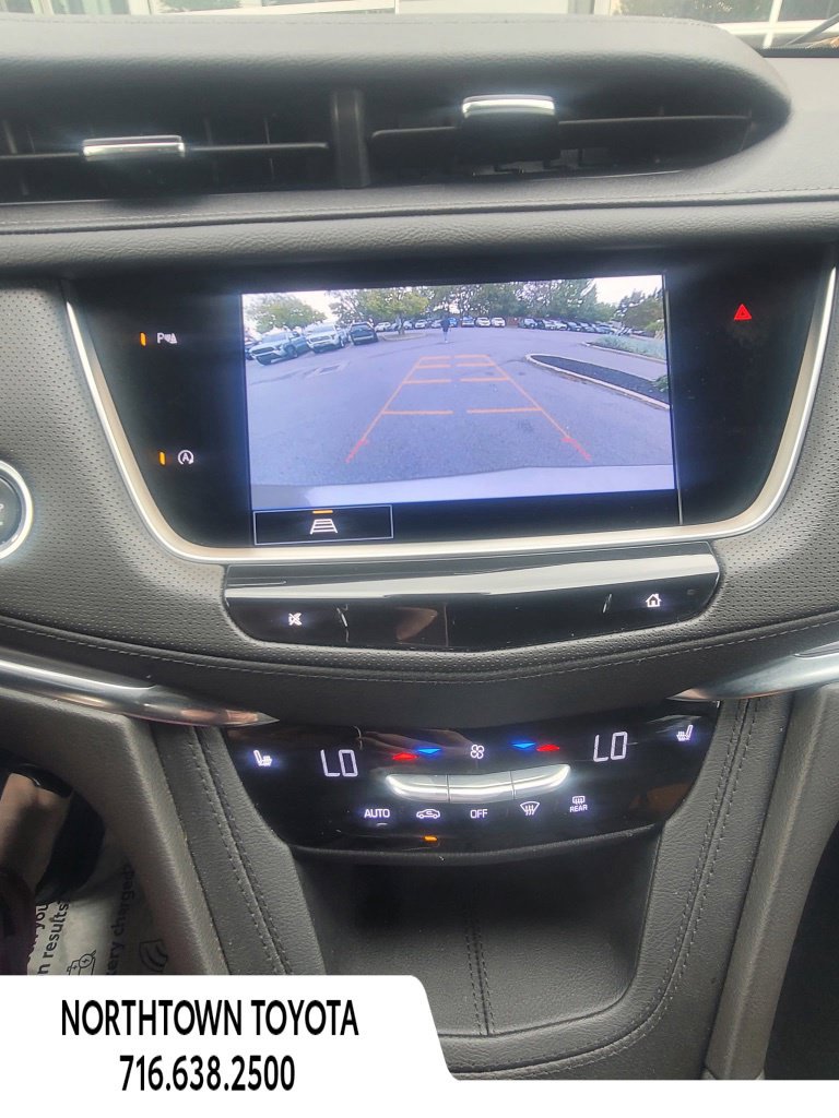 Used 2022 Cadillac XT5 Luxury w/ LPO, Floor Liner Package AWD/4WD image 27