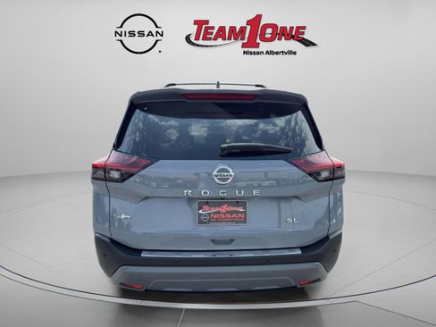 Used 2021 Nissan Rogue SL w/ Premium Package FWD image 6