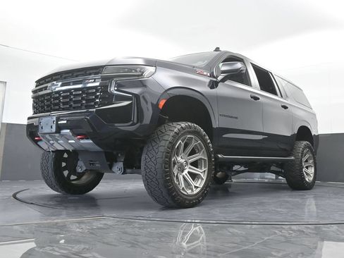 Used 2022 Chevrolet Suburban Z71 w/ Luxury Package AWD/4WD image 70