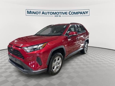 Used 2023 Toyota RAV4 XLE w/ Convenience Package AWD/4WD image 4