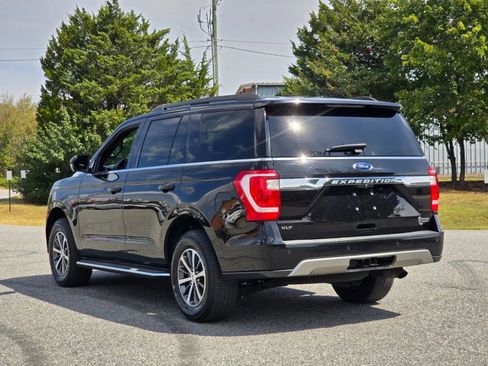 Used 2019 Ford Expedition XLT w/ Equipment Group 202A image 12