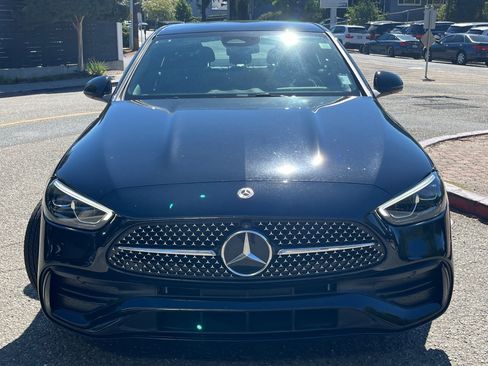 Used 2025 Mercedes-Benz C 300 4MATIC Sedan image 4