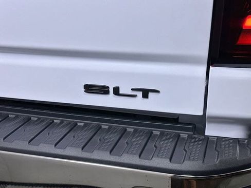New 2026 GMC Sierra 2500 SLT w/ SLT Premium Package AWD/4WD image 34